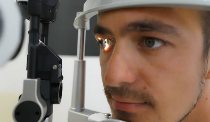 La importancia de visitar al oftalmólogo regularmente 1